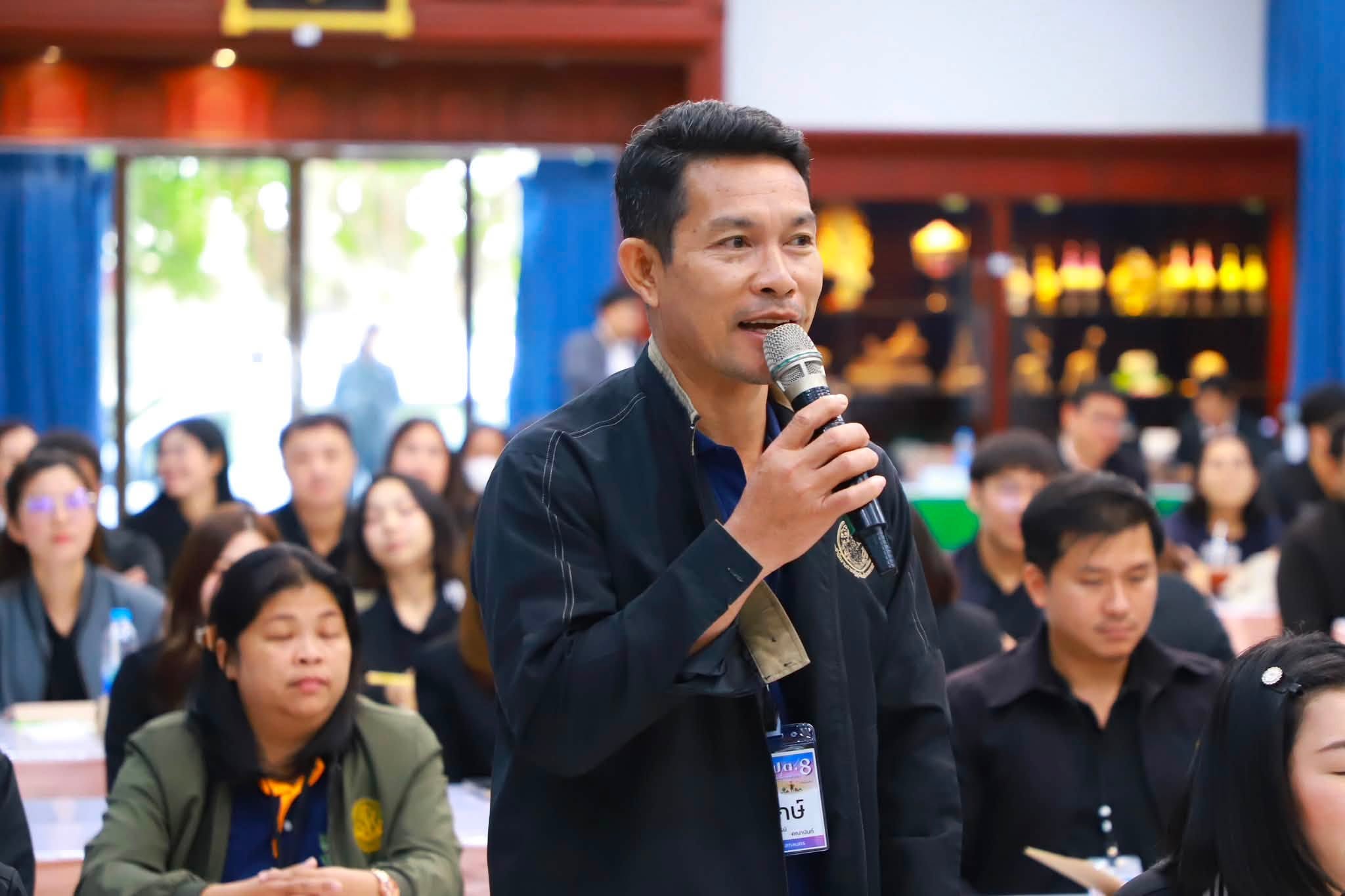 title - รองเลขาธิการ ส.ป.ก. เปิดอบรมหลักสูตร นปต. รุ่นที่ 8 ดันข้าราชการเปลี่ยนบทบาทสู่ “ผู้นำทีม” พร้อมขับเคลื่อนยุทธศาสตร์ชาติ